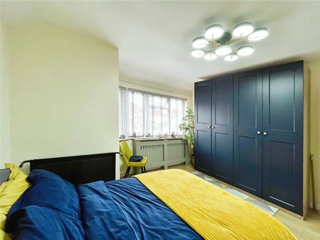 2 bedroom semi-detached house to rent - Photo 2