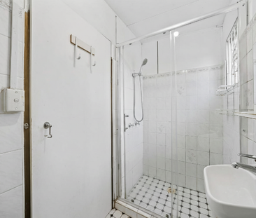 1 Bedroom Studio in Rare Bonnyrigg Location - Photo 2