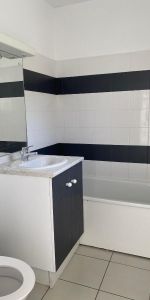 Location Appartement 2 pièces 35m² CAGNAC LES MINES 81130 - Photo 4