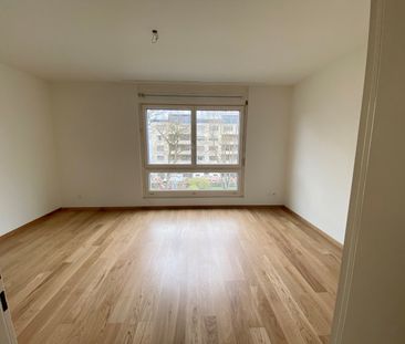 Moderne 2 1/2 Zimmer-Wohnung an zentraler Lage - Foto 2