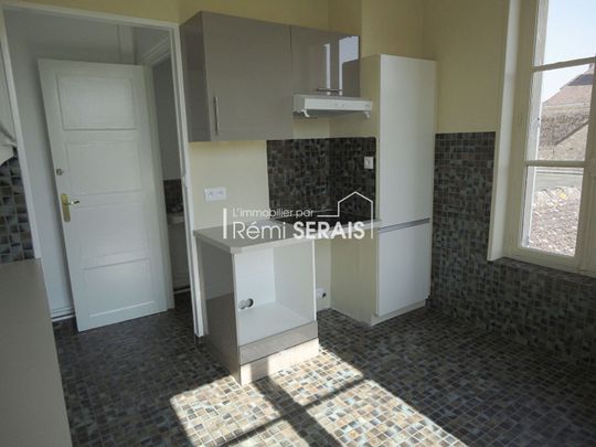 À louer - Appartement T5 spacieux de 134 m² - Centre-ville de FALAISE, - Photo 1