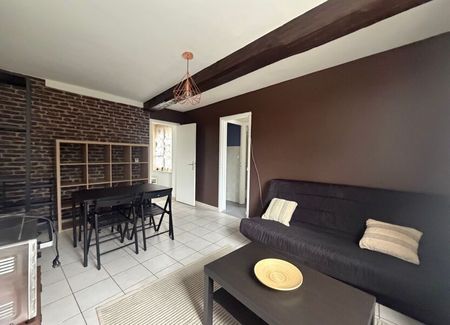 Appartement à louer 2 pièces • Valenciennes - Photo 2