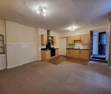 2 bedroom terraced house to rent - Photo 3