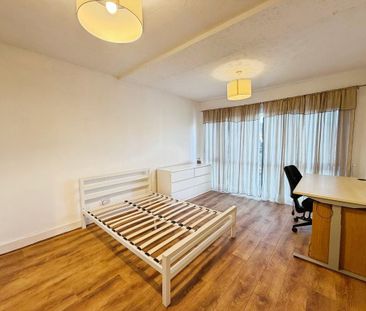 3 bedroom terraced house to rent - Photo 6