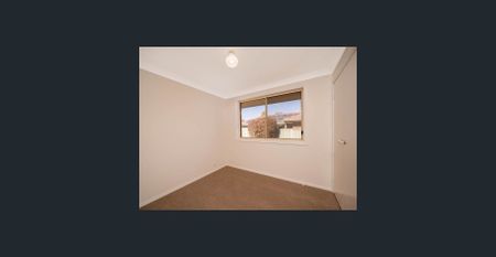 LOVELY FAMILY HOME - Photo 2