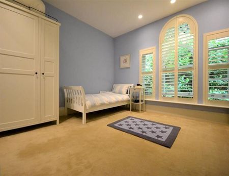 Mottram Road, Alderley Edge - Photo 2