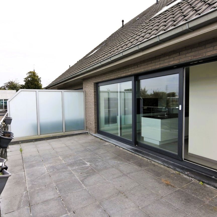 Heel ruime 3-slpk woonst in Oekene - Photo 1