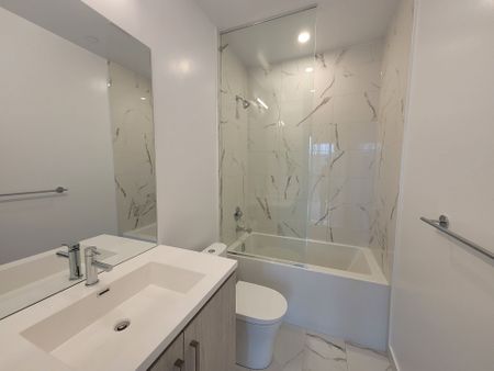 For Lease - 10 Honeycrisp Crescent Unit# 306, Vaughan, Ontario - Photo 2