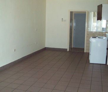 2 bedroom unit with courtyard - Photo 1