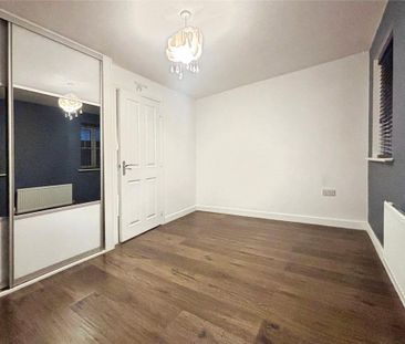 3 bedroom terraced house to rent - Photo 6