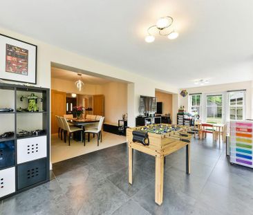 6 bedroom detached house to rent - Photo 5
