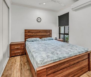 31 Gumleaf Drive, Molendinar QLD 4214 - House For Rent - $980 | Domain - Photo 1