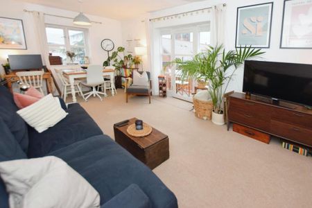 1 bedroom flat to rent - Photo 3