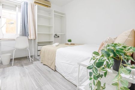 Carrer de Pere Cabanes, Valencia, Valencian Community 46019 - Photo 5