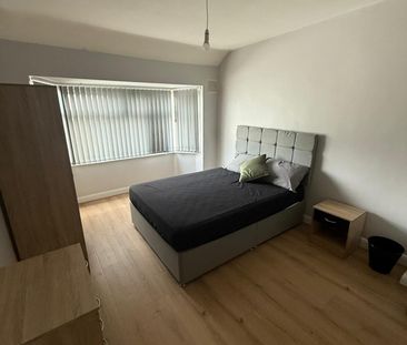 Room in a Shared House, Glendower Road, B42 - Photo 5