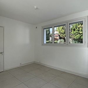 ECULLY - Maison T5 avec jardin - Photo 1