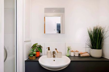 Standard Single Non Ensuite - Photo 5