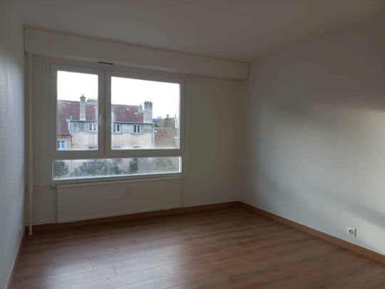 NANCY PROCHE FACS DES LETTRES ET DE DROIT STUDIO DE 22 M2 - Photo 1