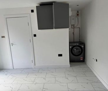 Studio Flat, Pinner View, HA1 - Photo 5