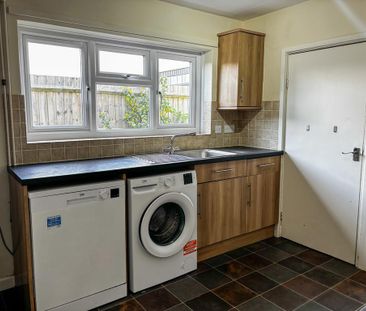 3 bedroom detached house to rent - Photo 4