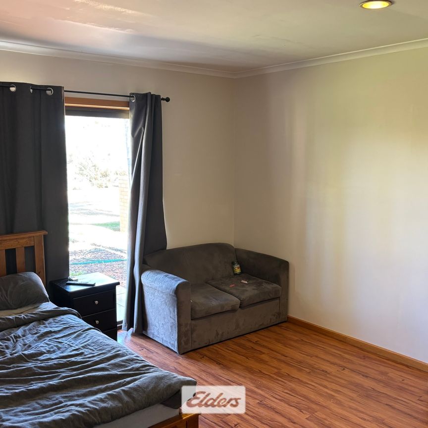 1/133 Jacaranda Street - Photo 1