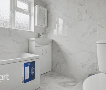 3 bedroom terraced house to rent - Photo 6