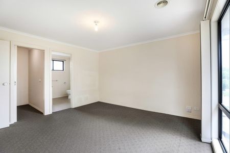 58 Lawn Road, Noble Park - Photo 3