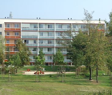 3 Raum-Wohnung mit verglastem Balkon - Foto 1