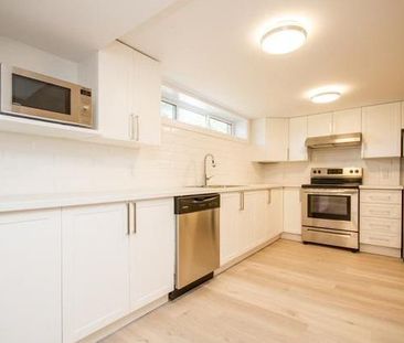 For Lease - 2430 Iris Street Unit# B, Parkway Park - Queensway Terr... - Photo 2