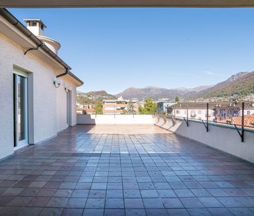 LUGANO – ATTICO CON TERRAZZO TRA STORIA E ARTE - Photo 5