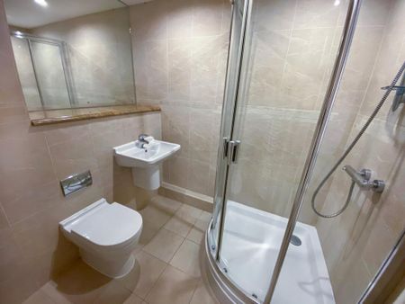 2 bedroom flat to rent - Photo 4