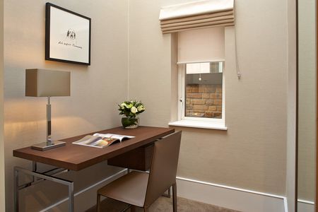 A luxury one-bedroom apartment on Brompton Road, Knightsbridge SW7 - Photo 3