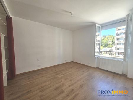 Location Appartement 3 pièces 68m² VOIRON 38500 - Photo 3