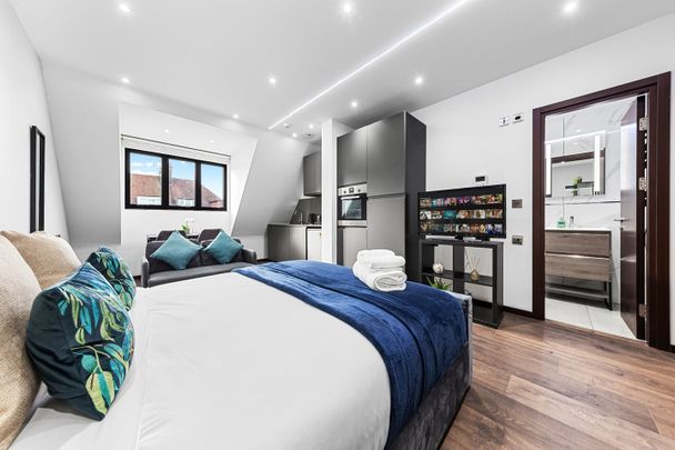 Studio Flat, Woodstock Road, NW11 - Photo 1