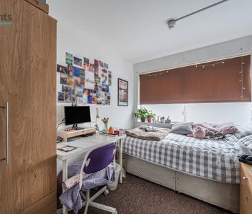 8 bedroom house to rent - Photo 2