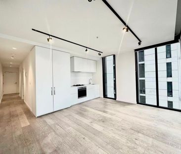 Spacious Amazing 2 Bedroom Apartment READY TO MOVE IN! - Photo 6