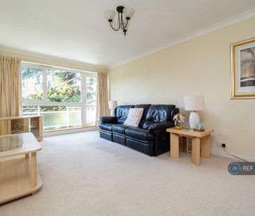 2 bedroom flat to rent - Photo 1
