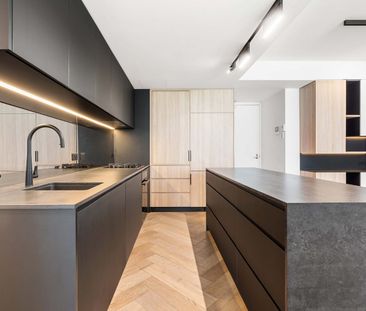 Modern High Spec Beachside Apartment with Secure Parking - Photo 5