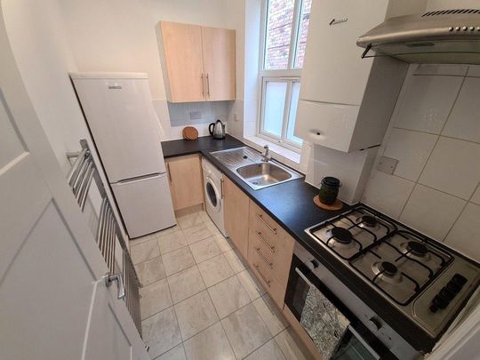 1 bedroom flat to rent - Photo 1