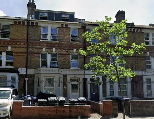 The Vale, Acton W3, London - Photo 1