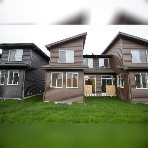 Mattson 3 Bed 2.5 Bath Dbl Garage Upper Edmonton - Photo 4