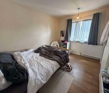 Peel Way, Uxbridge, UB8 - Photo 6