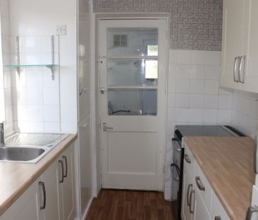 Kingston Road, High Wycombe - Photo 3