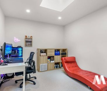 10 Orchid Street, Maidstone, Vic 3012 - Photo 1