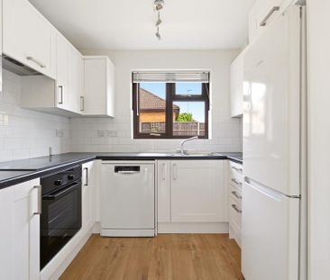 3 bedroom detached house to rent - Photo 6