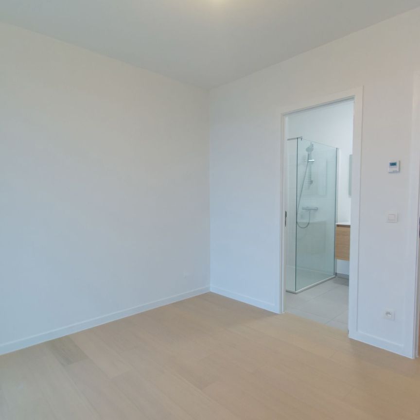Appartement te huur - Photo 1