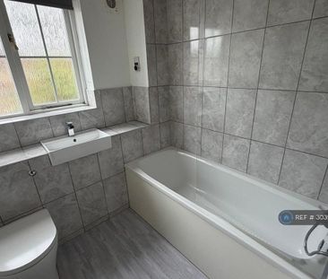 4 bedroom terraced house to rent - Photo 2