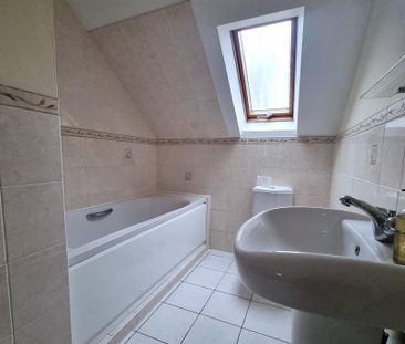 4 bedroom detached house to rent - Photo 4