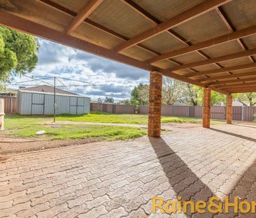 25 Lawson Street, Dubbo, NSW 2830 - Photo 2