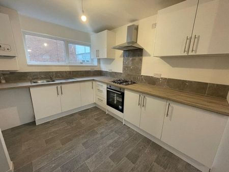 Waterside, Netherton, L30 0RA - Photo 4